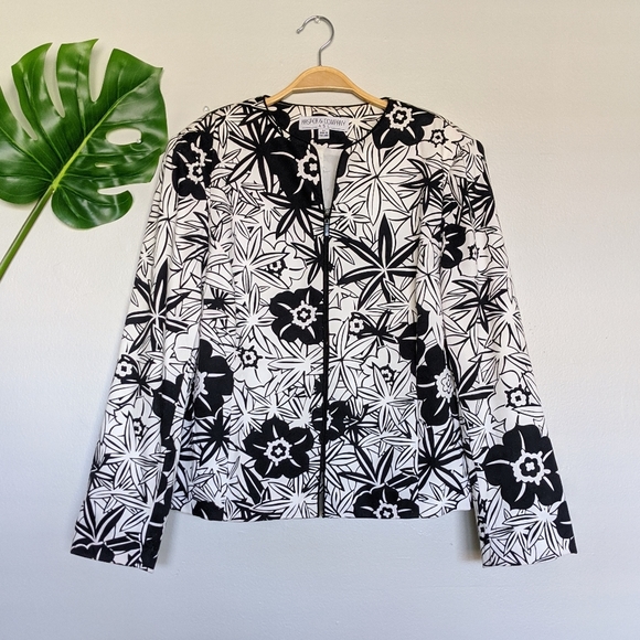 🔴 Black and White Floral print zip up blazer - Picture 1 of 6
